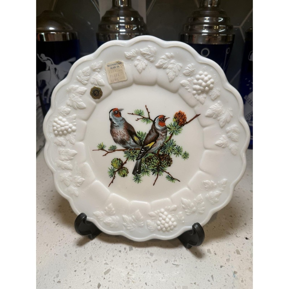 Westmoreland Paneled Grape Bird Plate European Goldfinch Mid Century  Milk Glass